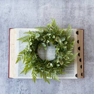 5" FERN, MINT LEAF, & HONEY LOCUST CANDLE RING