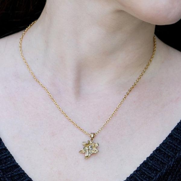 GOLD LILY NECKLACE