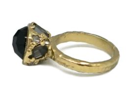 GOLD ONYX HIGH TOP RING