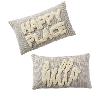 HAPPY TUFTED PILLOWS